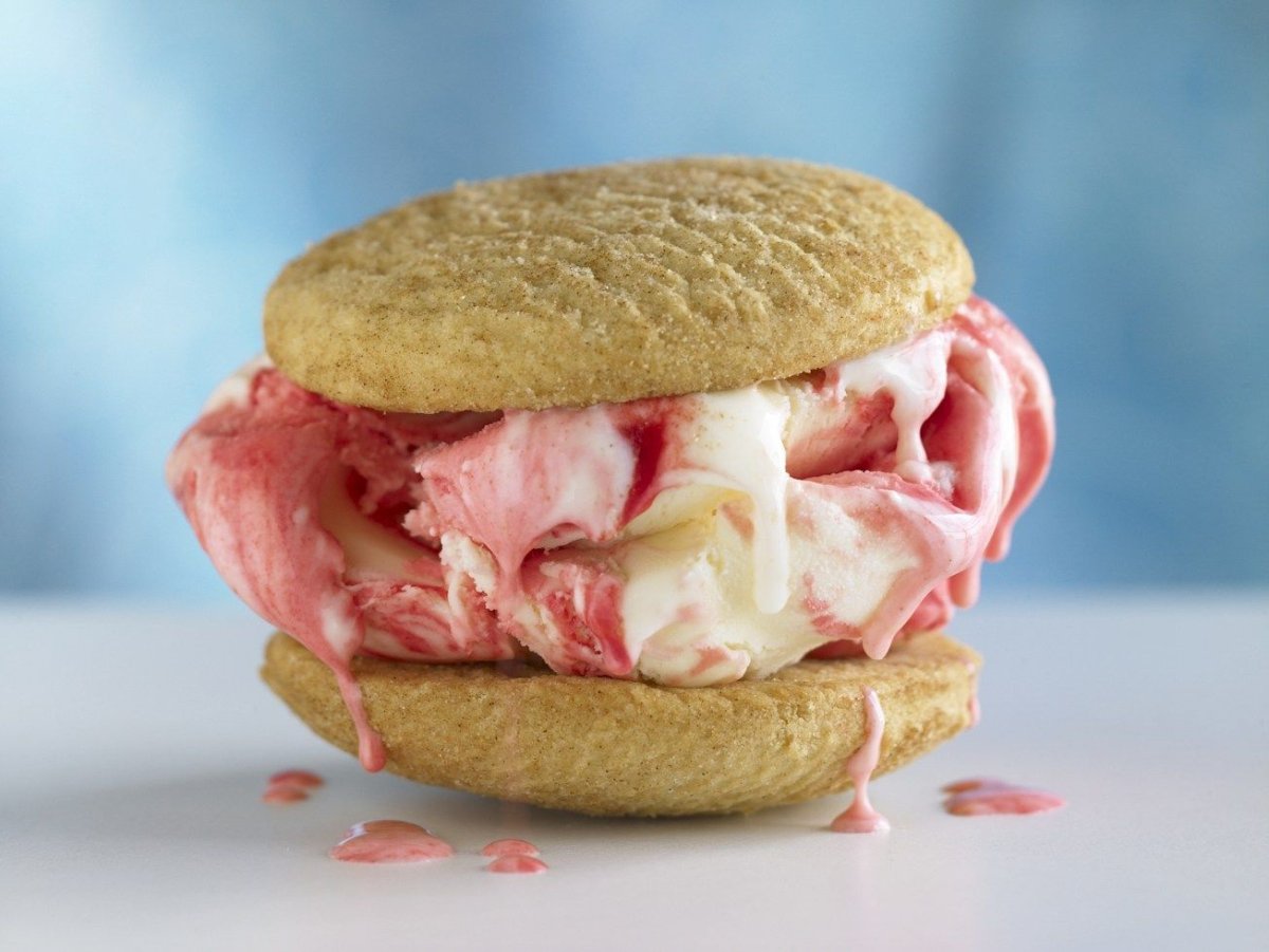 Ice Cream Sandwich Chocolate