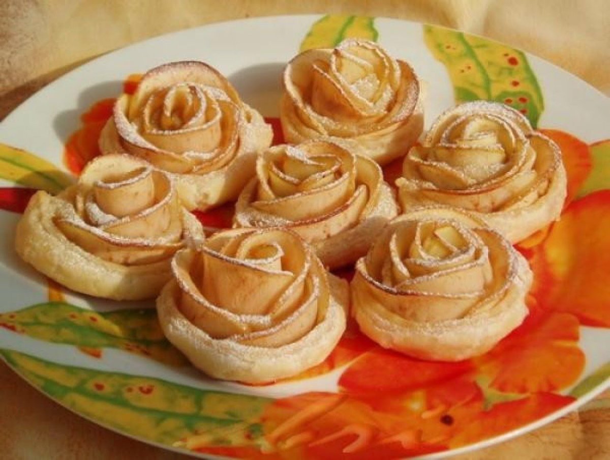 Розочки из блинов