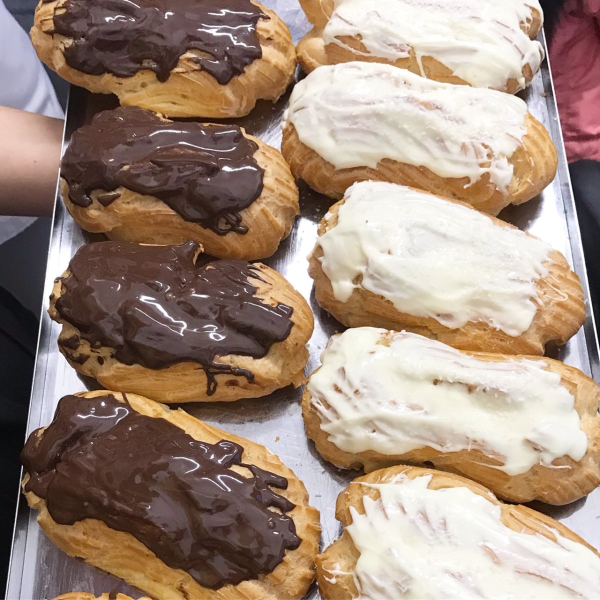 Заварные пирожные с белковым кремом