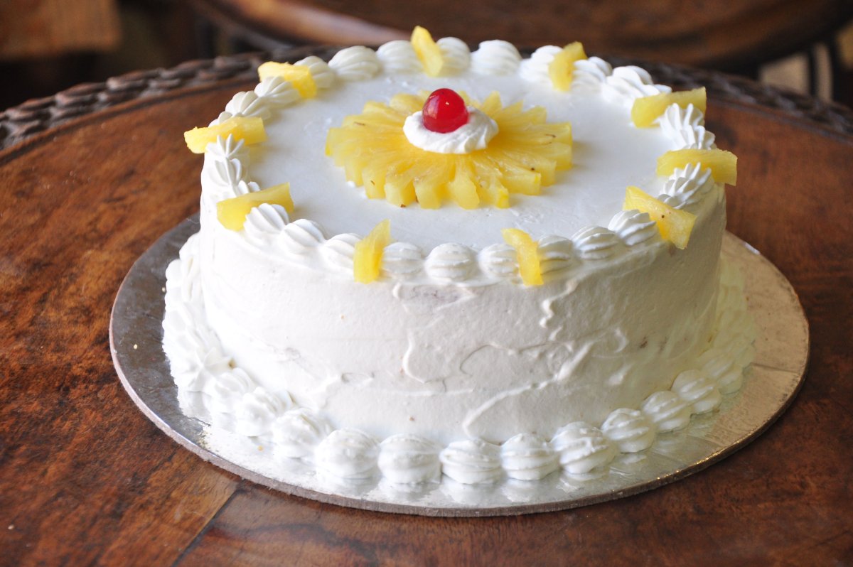 Whipping Cream Cake