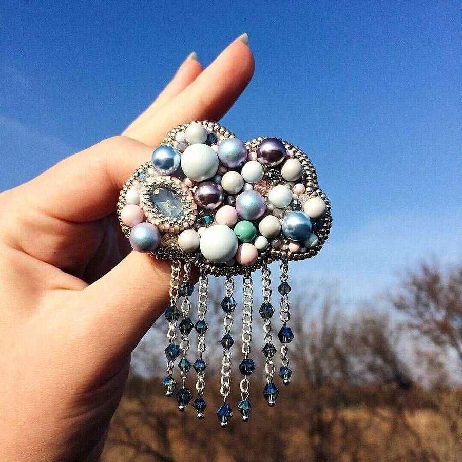 Броши из бисера и бусин