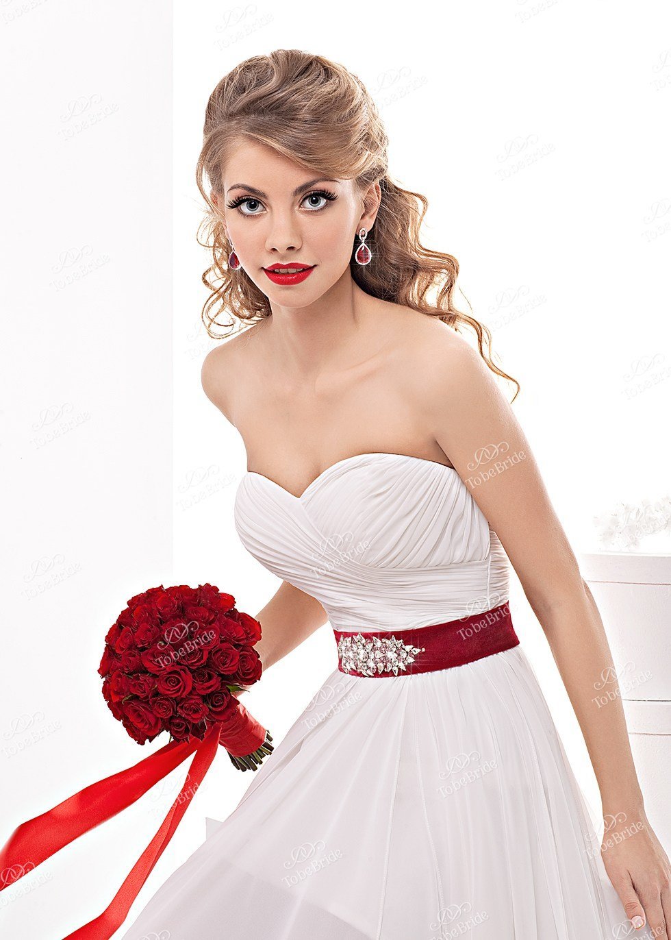 Свадебные платья Sophia Tolli Ivory атласное соифюшлейфом 2012