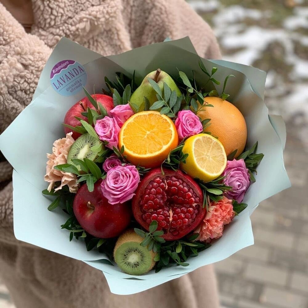 Фруктово-цветочный букет