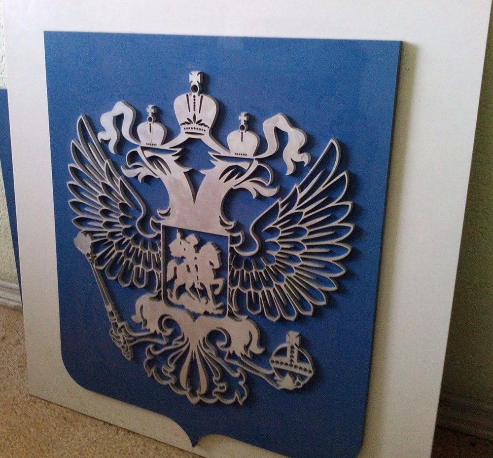 Двуглавый орёл из металла