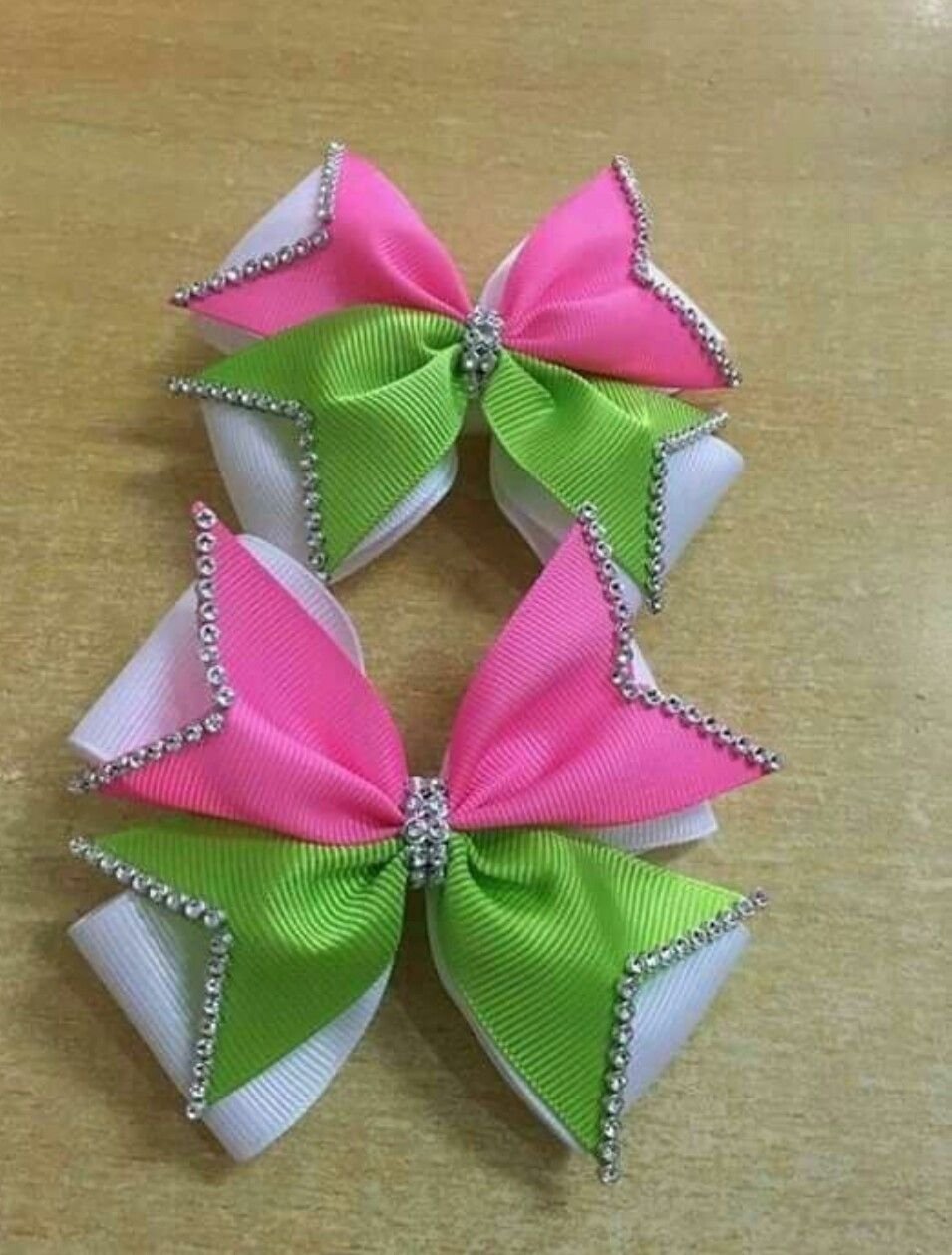 Бантик из ленты
