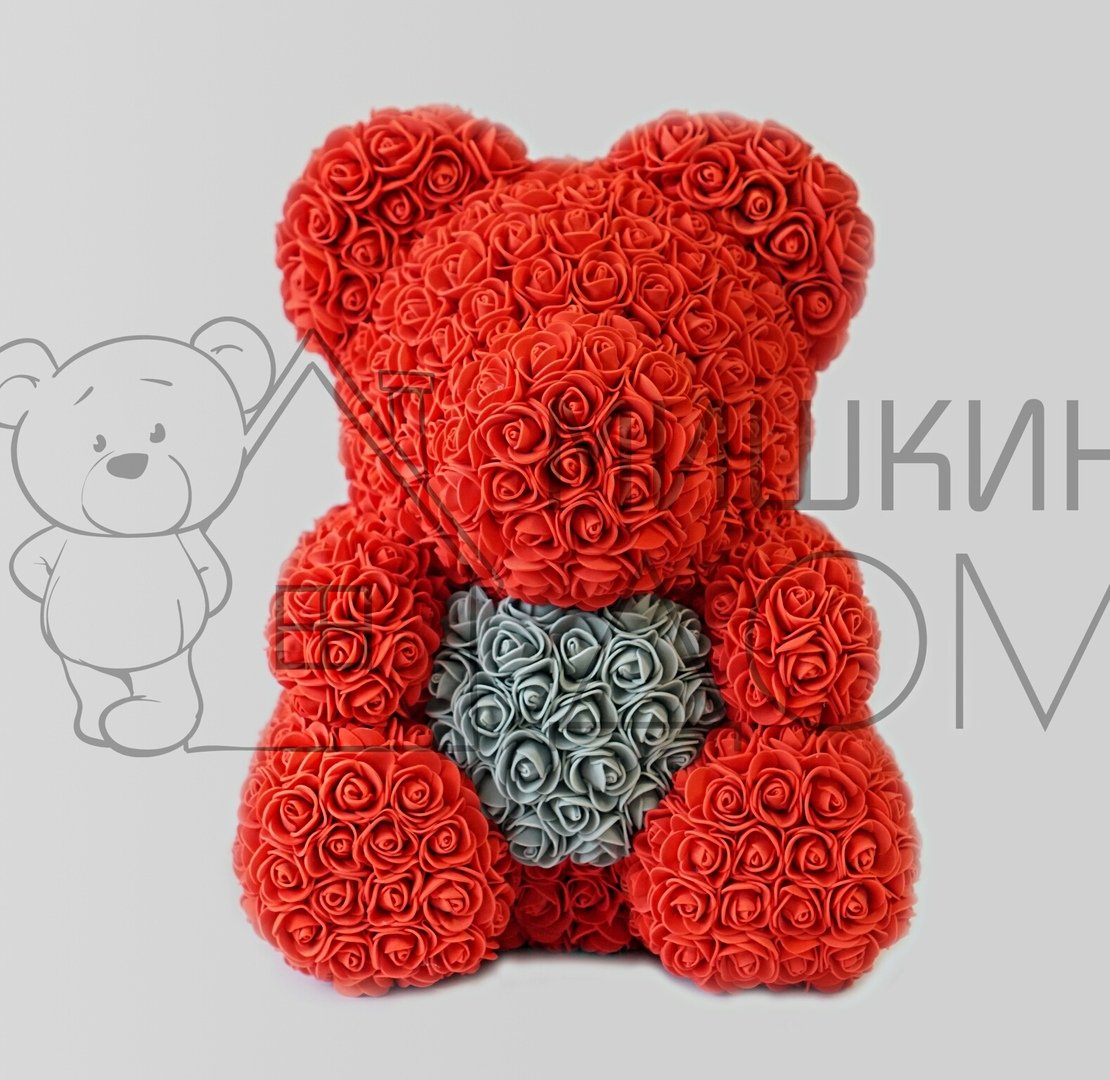 Медведь из цветов в коробке