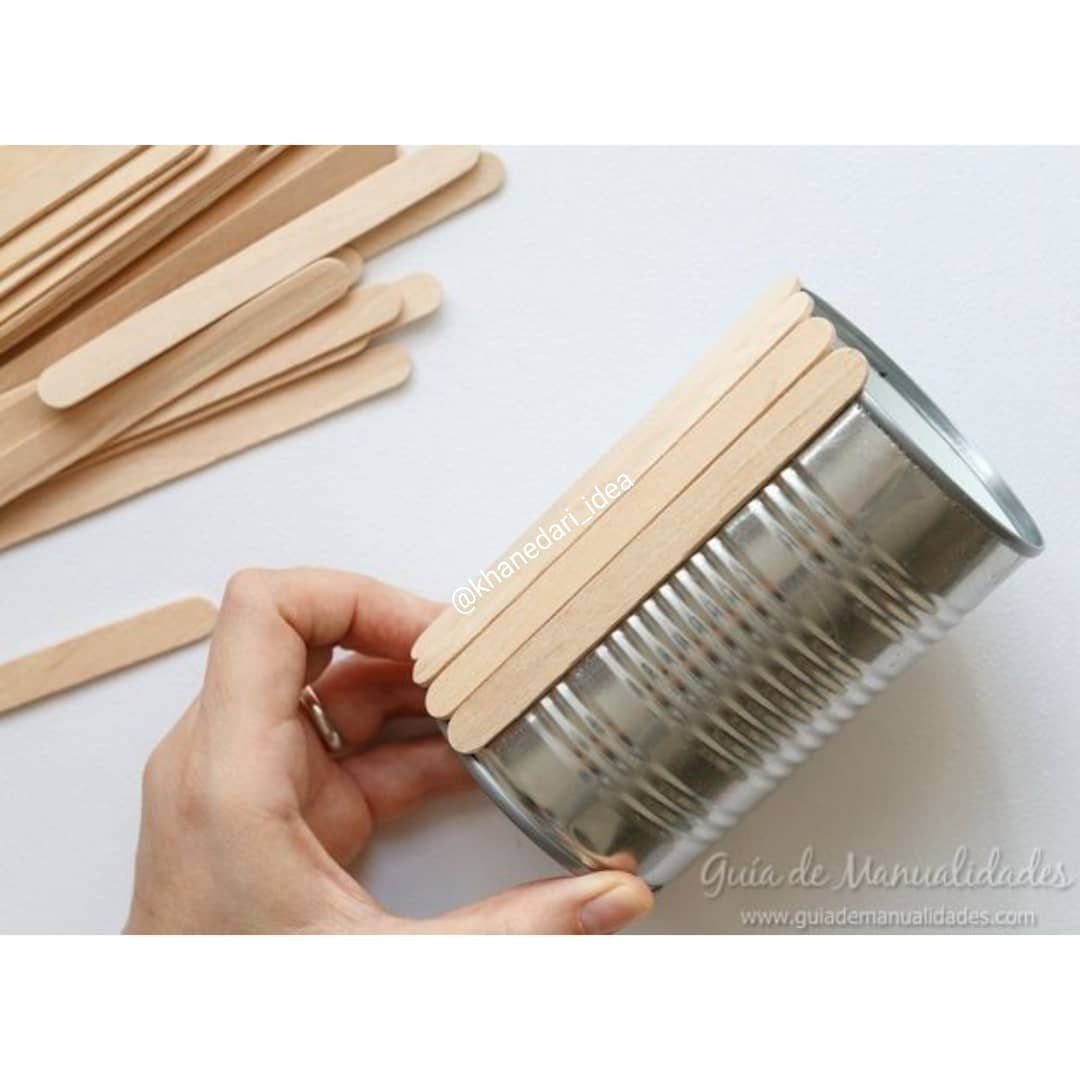 Банка для клея с шпателем