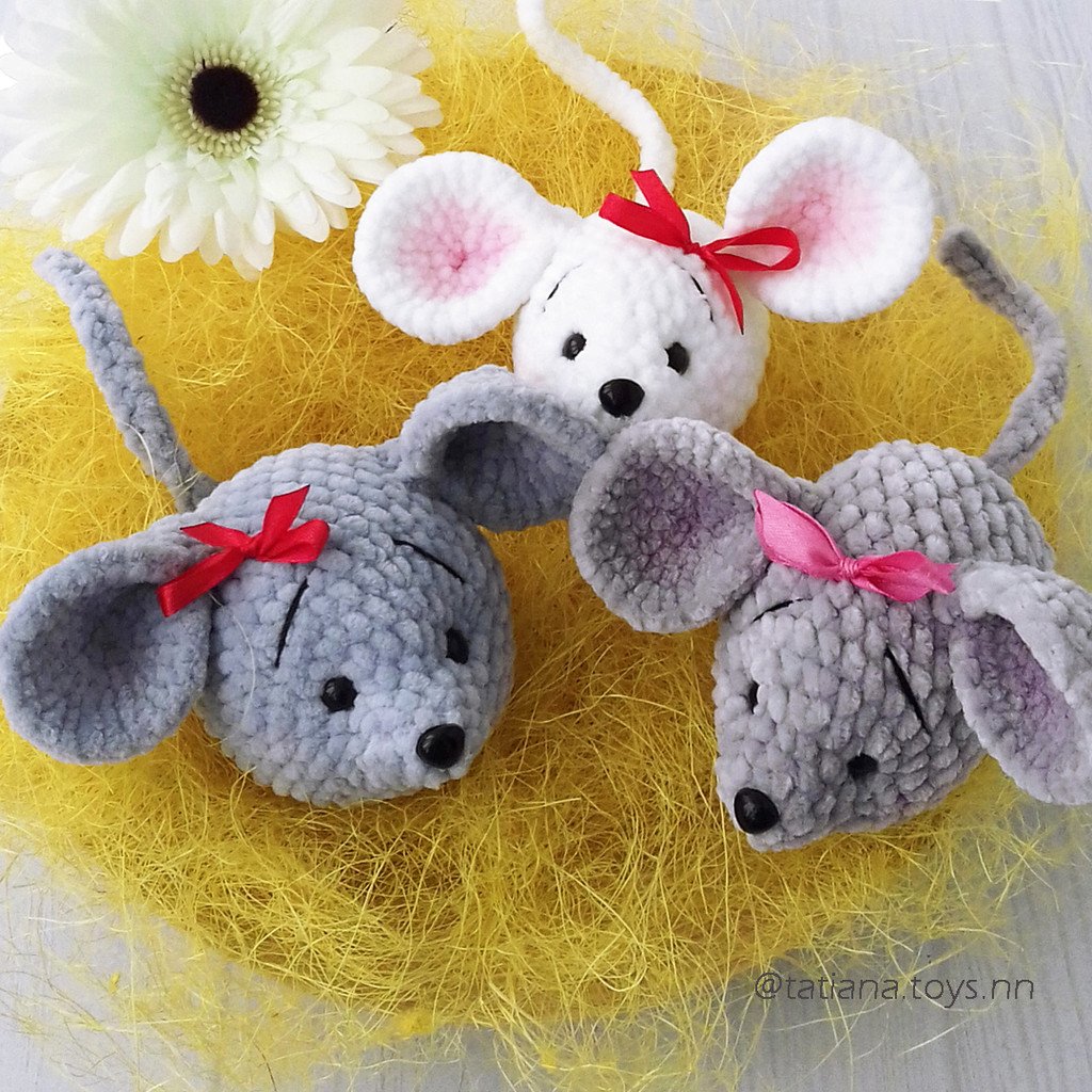 Игрушки из крючка