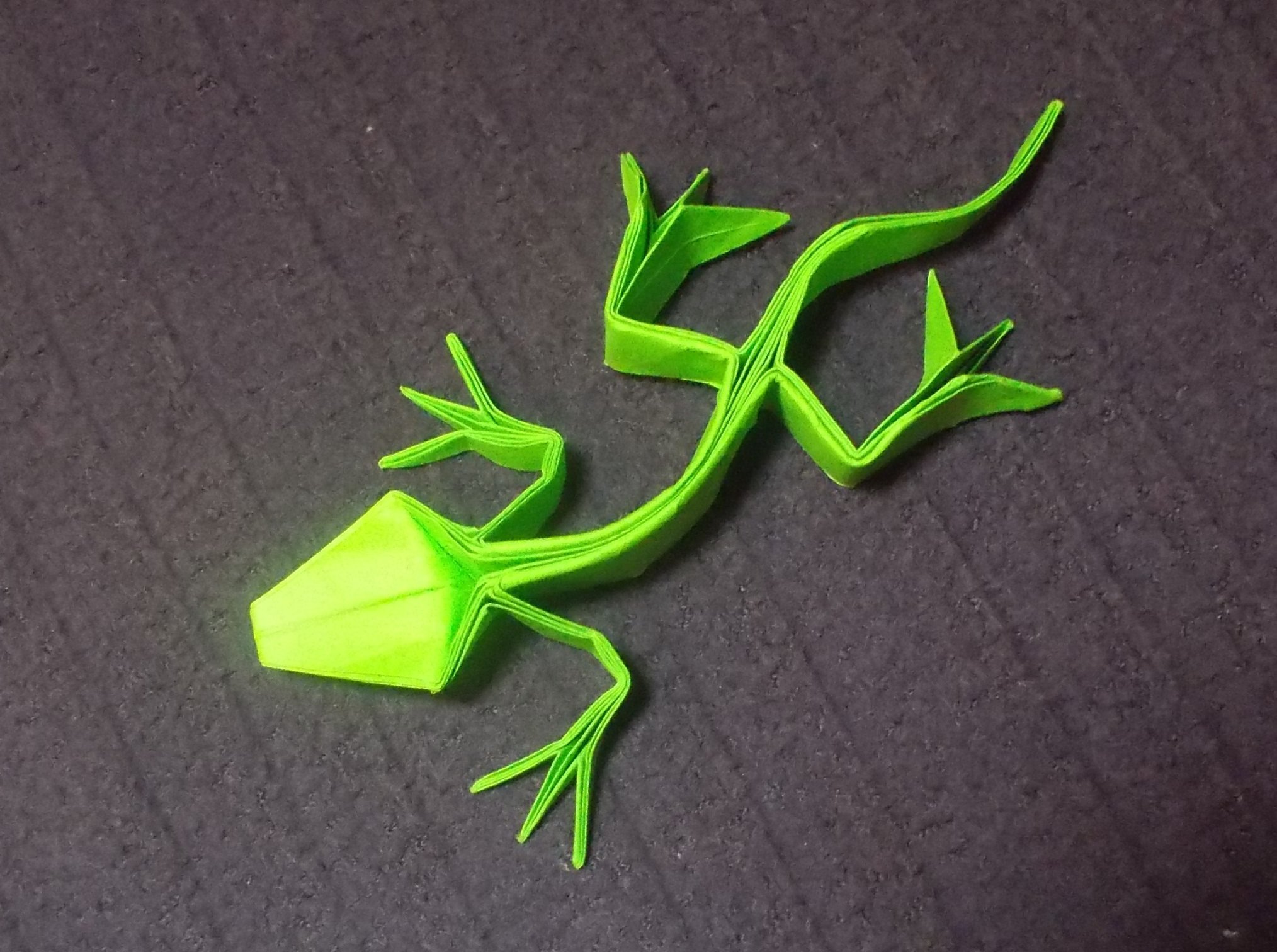 Поставь ящерицу. Оригами. Ящерица из бумаги. Оригами ящерка. Оригами ящерица из бумаги.