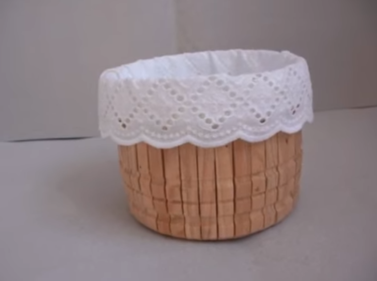 Корзинка из майонезного ведерка