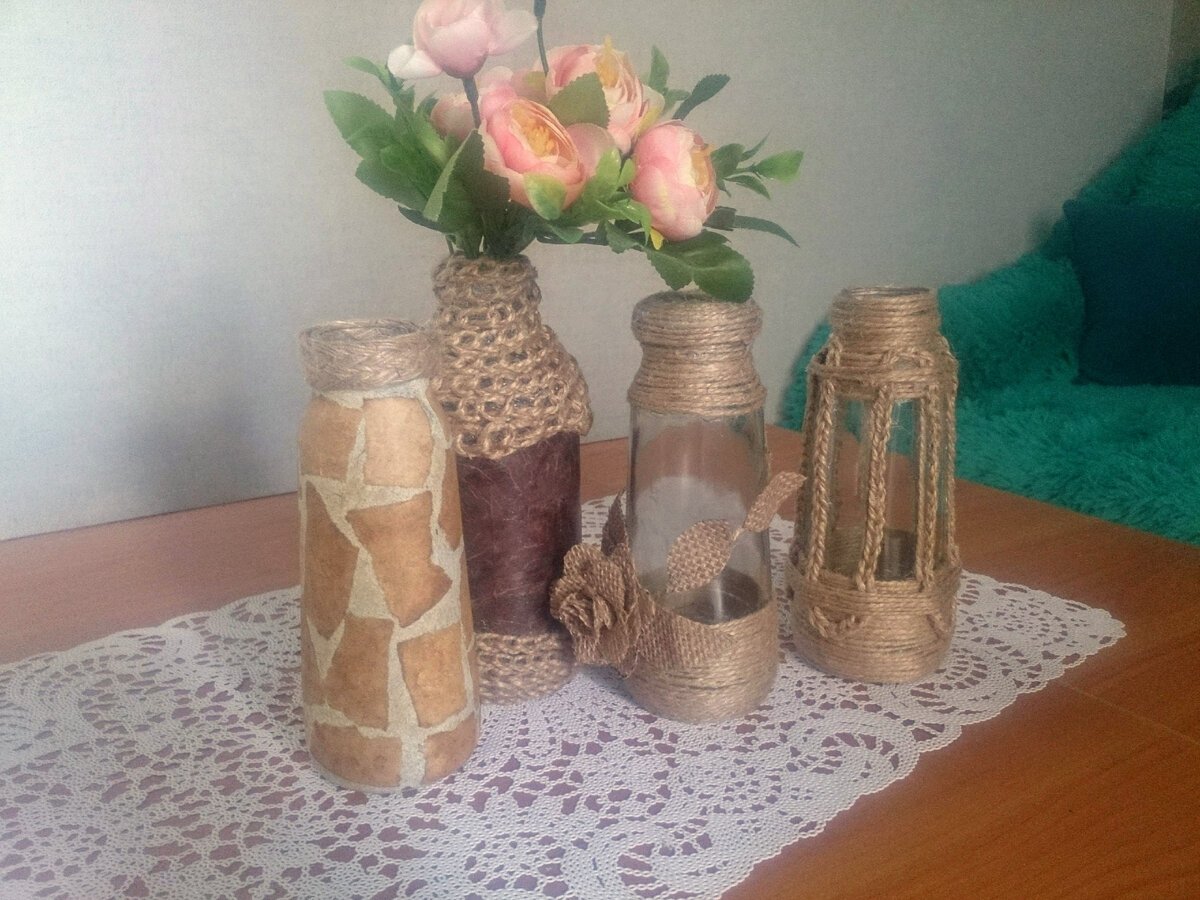 Маленькие бутылочки из под сока декор
