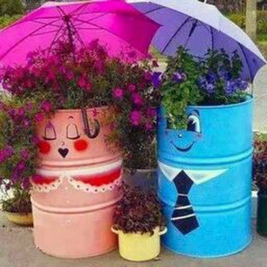 Украшаем садовые бочки