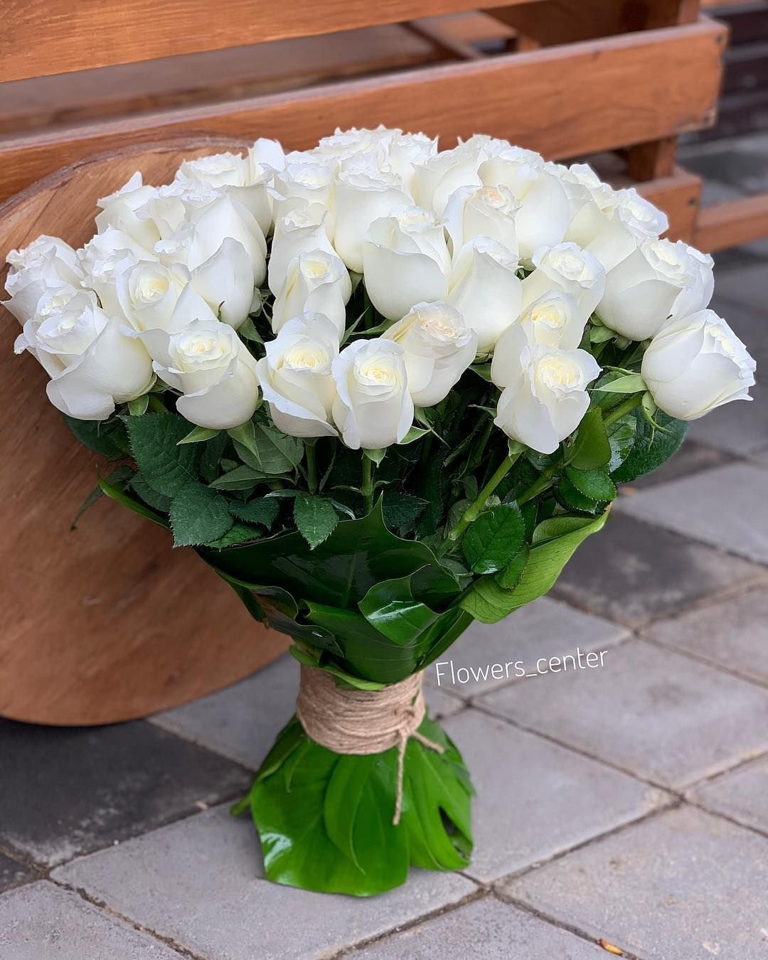 Букет белых роз