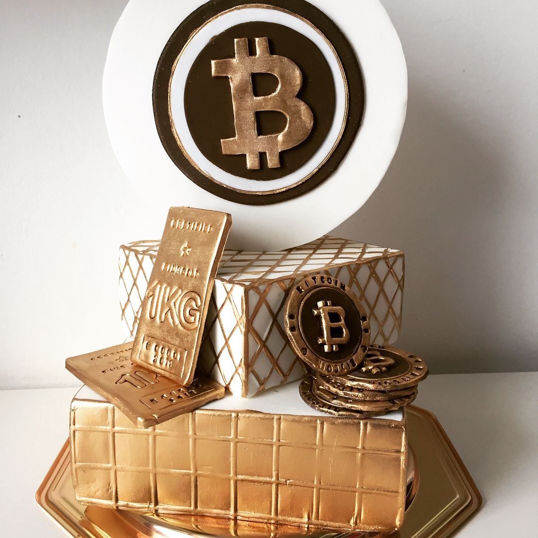 Торт биткоин с днем рождения