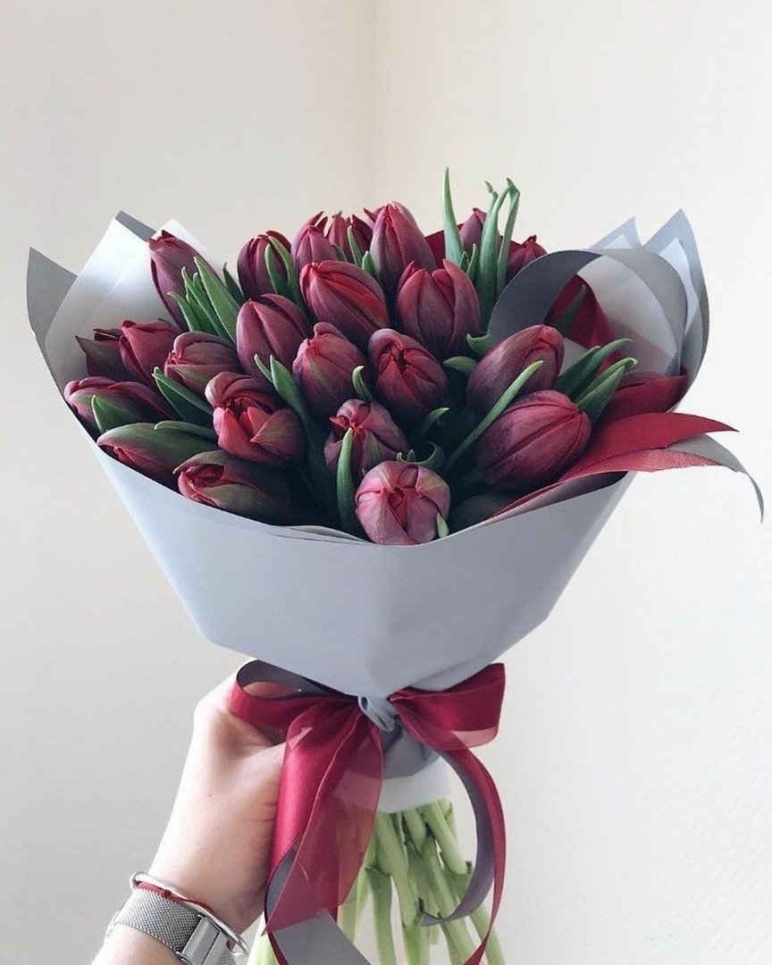 Букет из тюльпанов