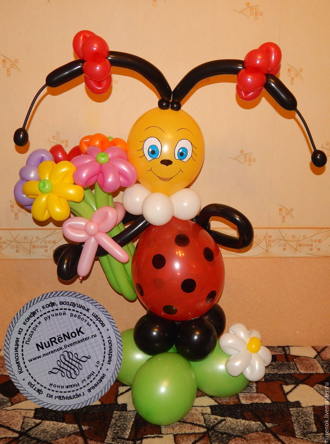 Легкие фигуры из шаров