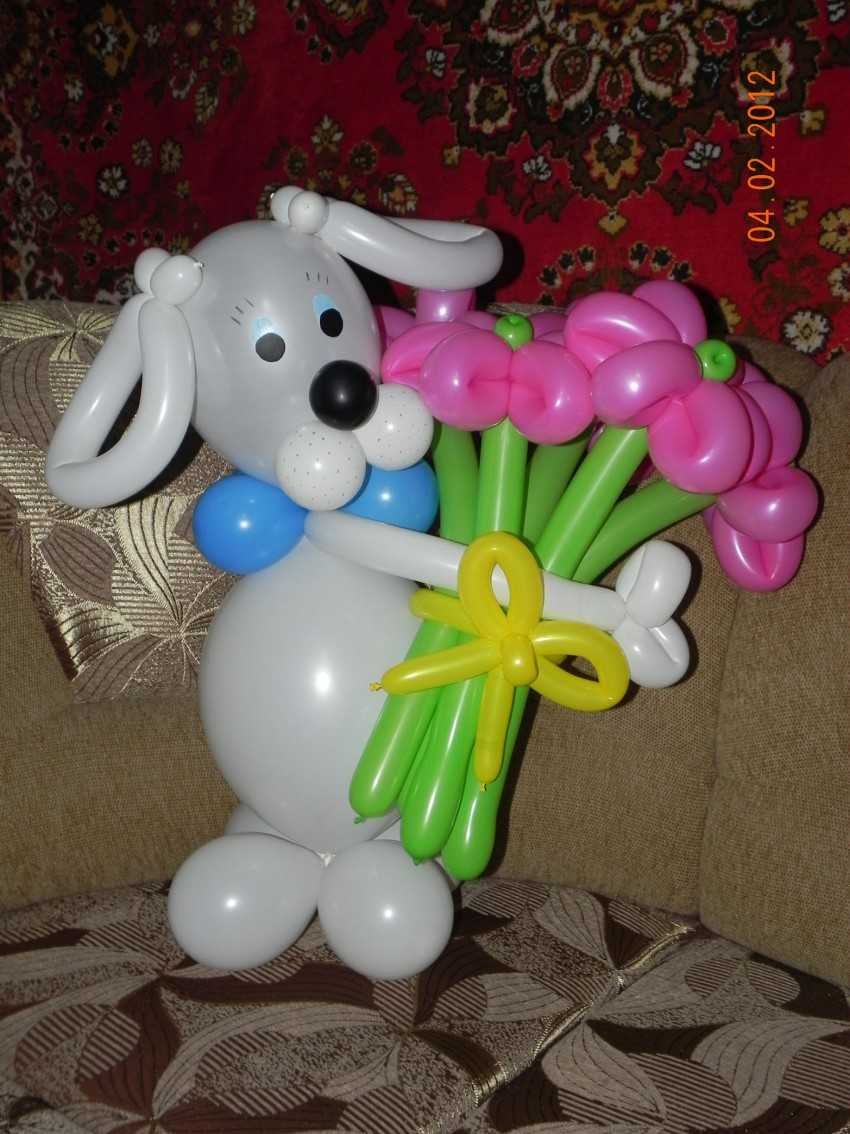 Собака из воздушных шаров
