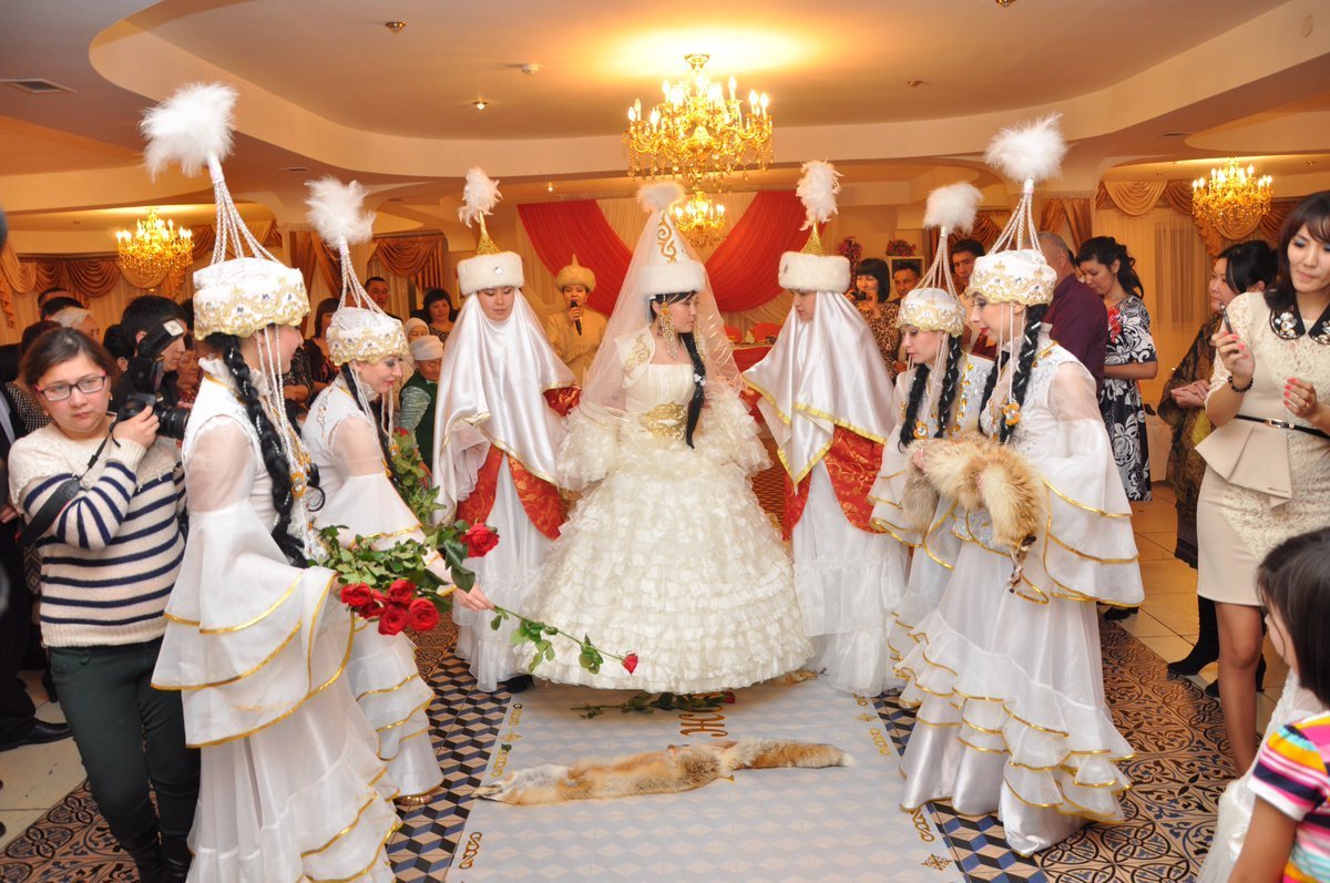 Свадебные обычаи в казахстане