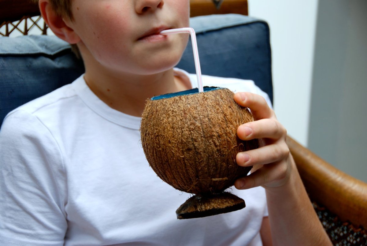 Вот что можно сделать из кокосовой скорлупы