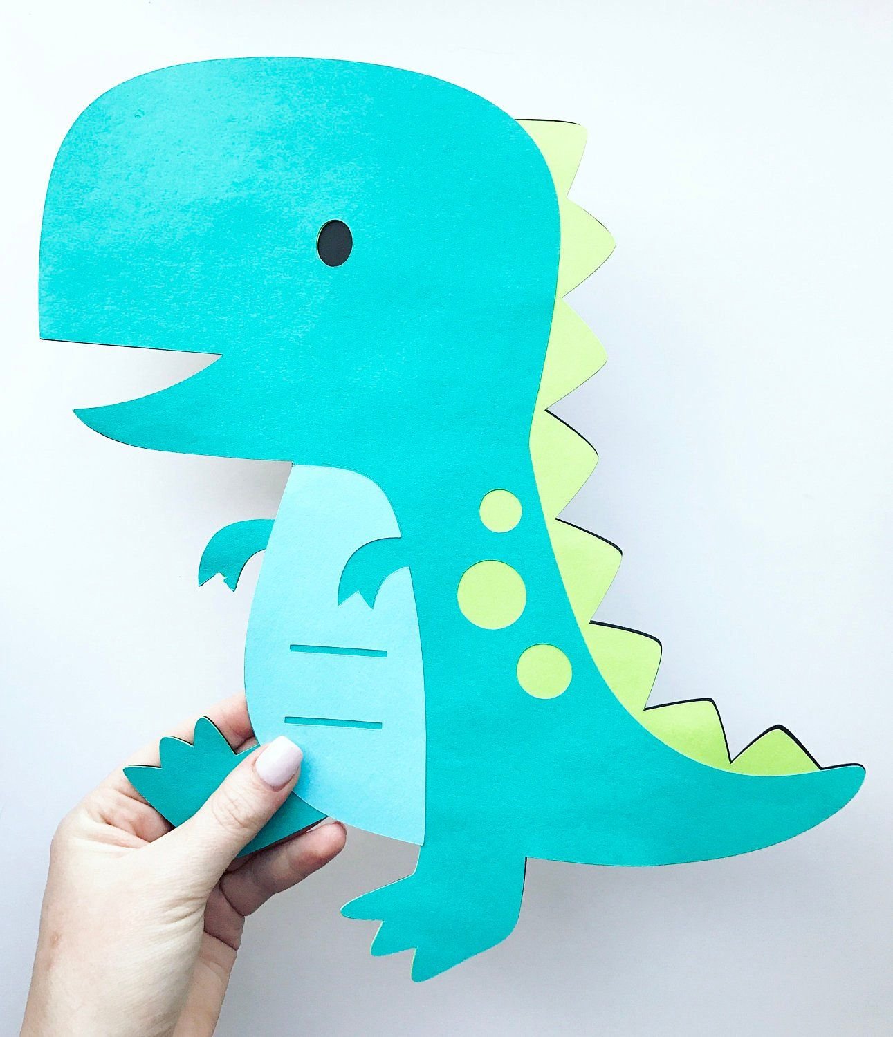 Руки динозавриком. Поделка динозавр для детей. Динозавр из картона. Подалка динозавртдля детей. Поделка динозавр из бумаги.