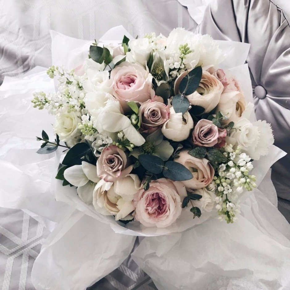 Свадебные белые цветы