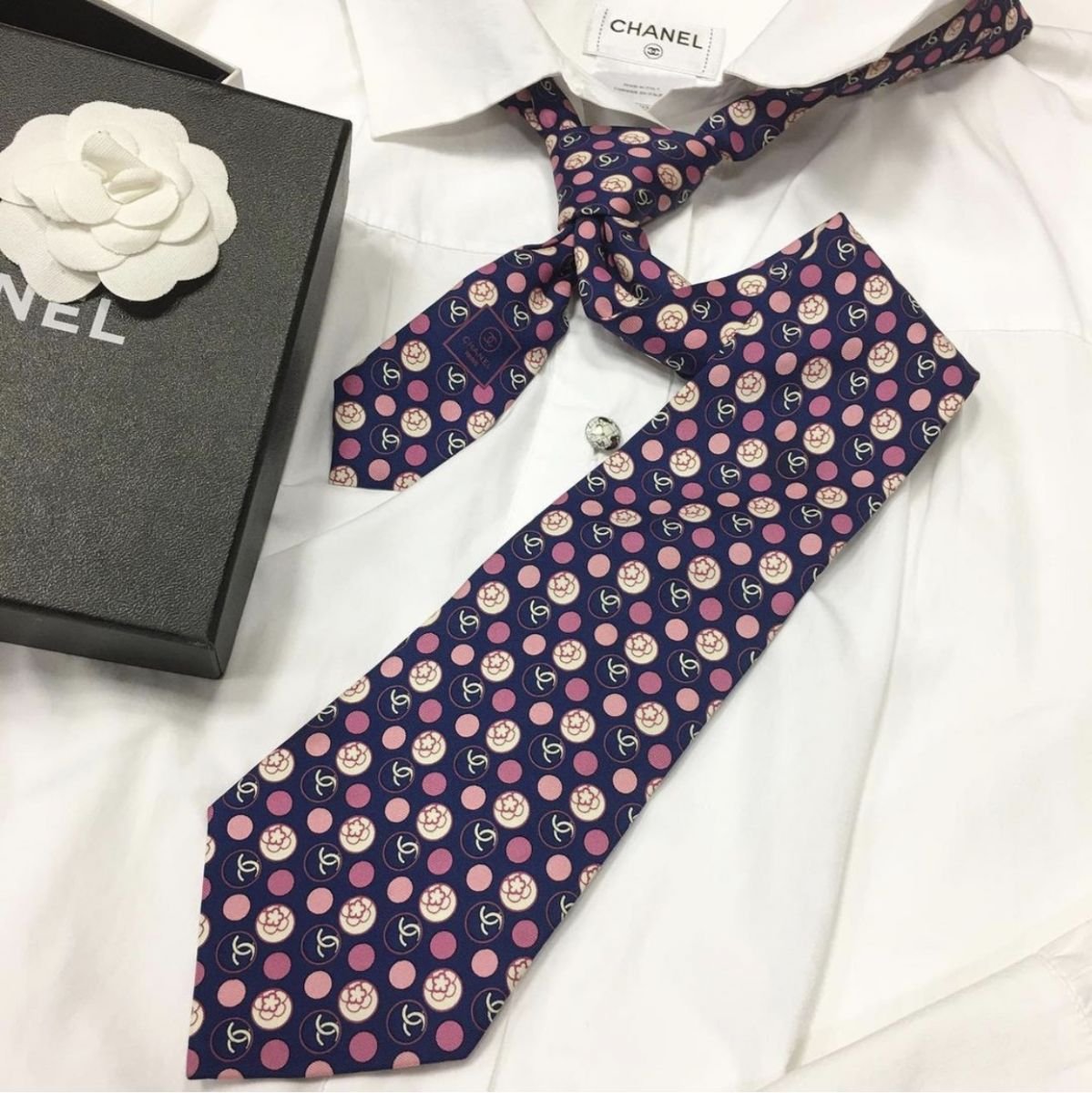 Галстуки Chanel