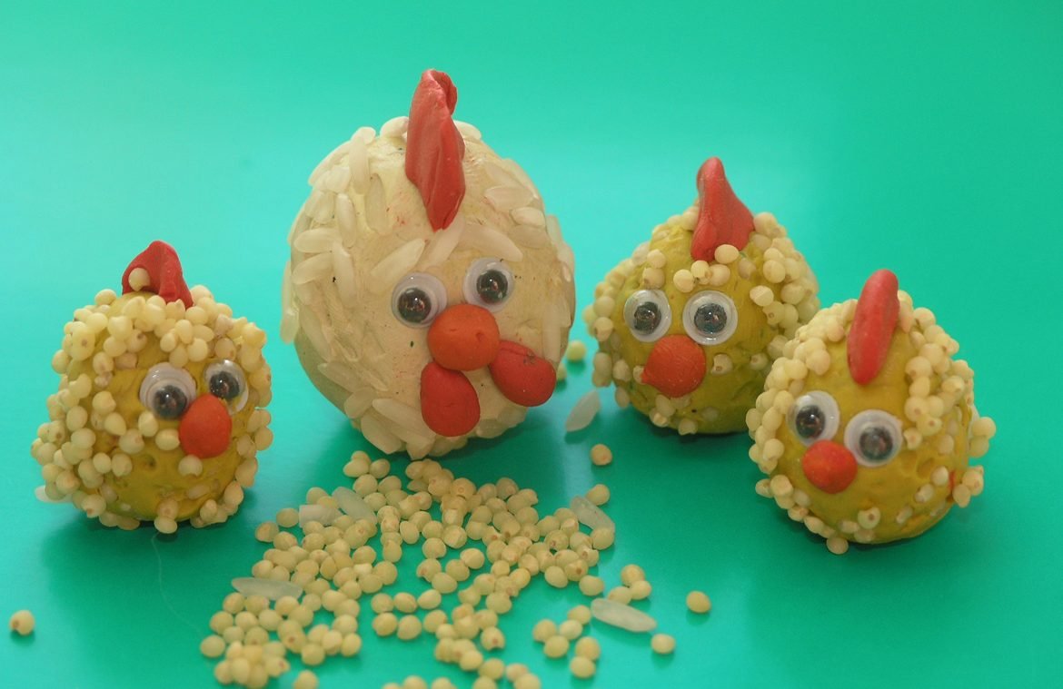 Курочка из яйца поделка