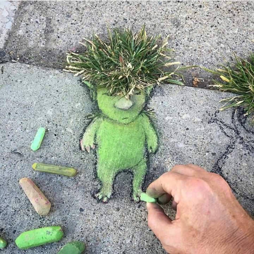 Смешной зеленый человечек