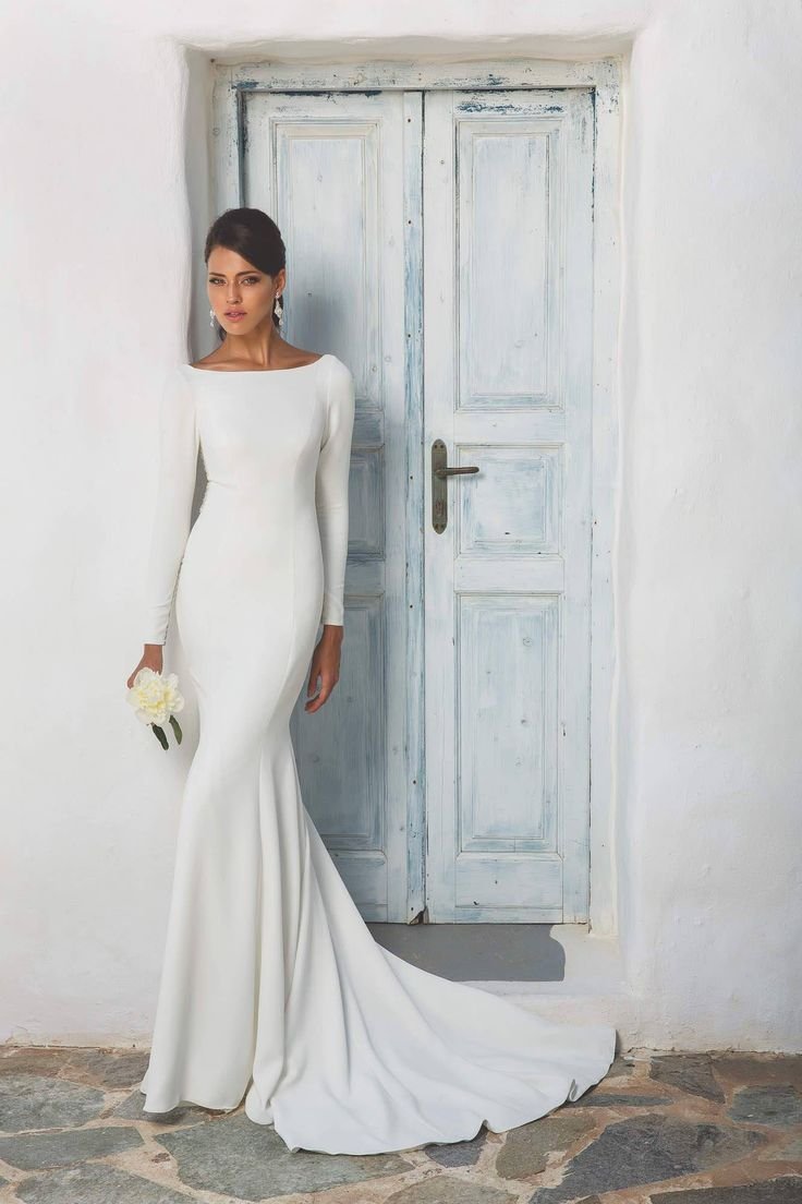 Свадебное платье футляр с длинными рукавами