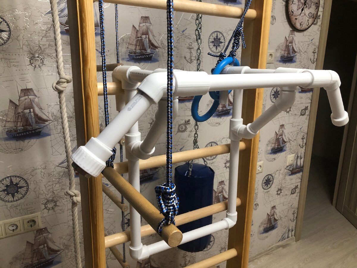 Турник из пластиковых труб