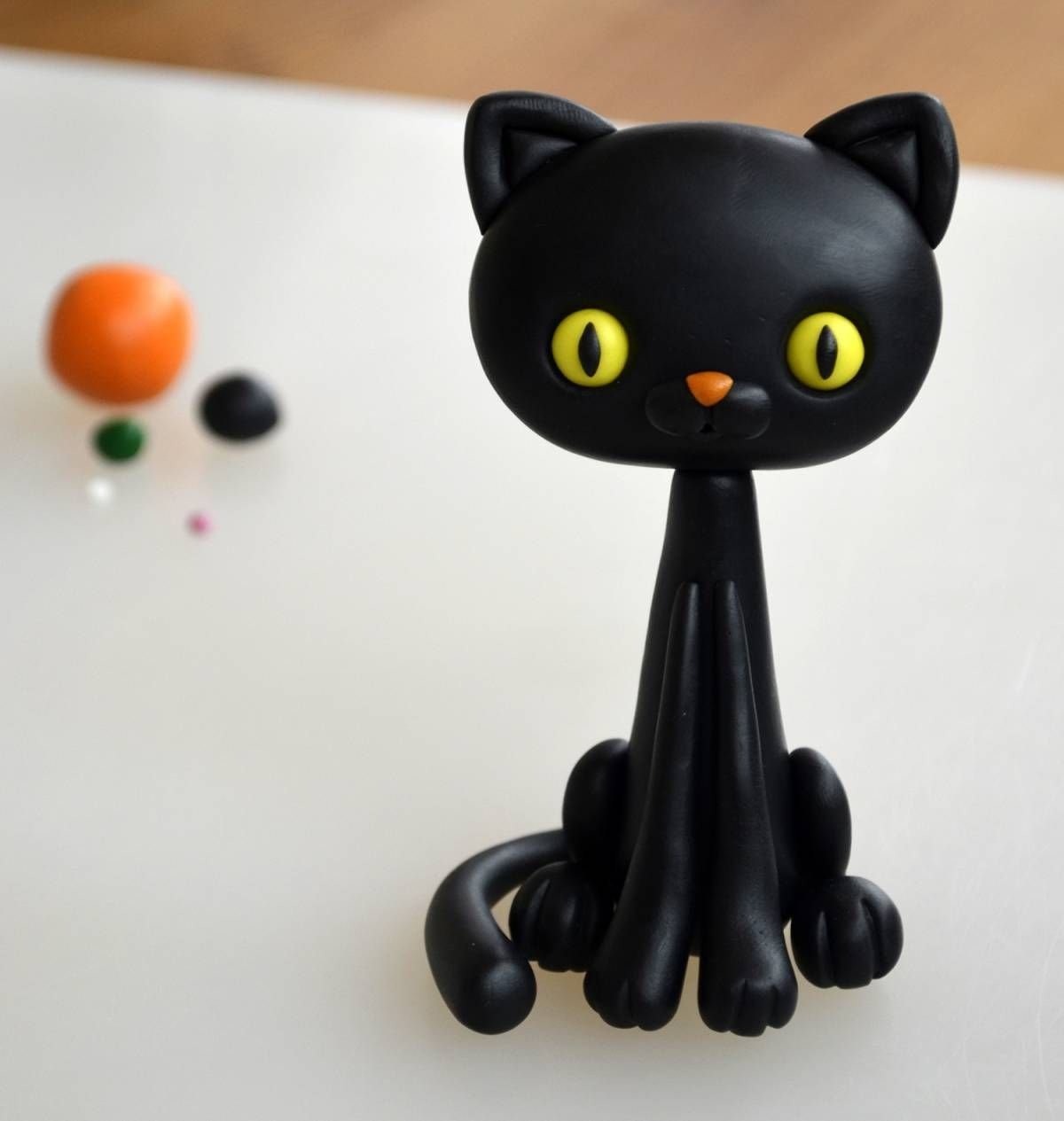Кошка из пластилина