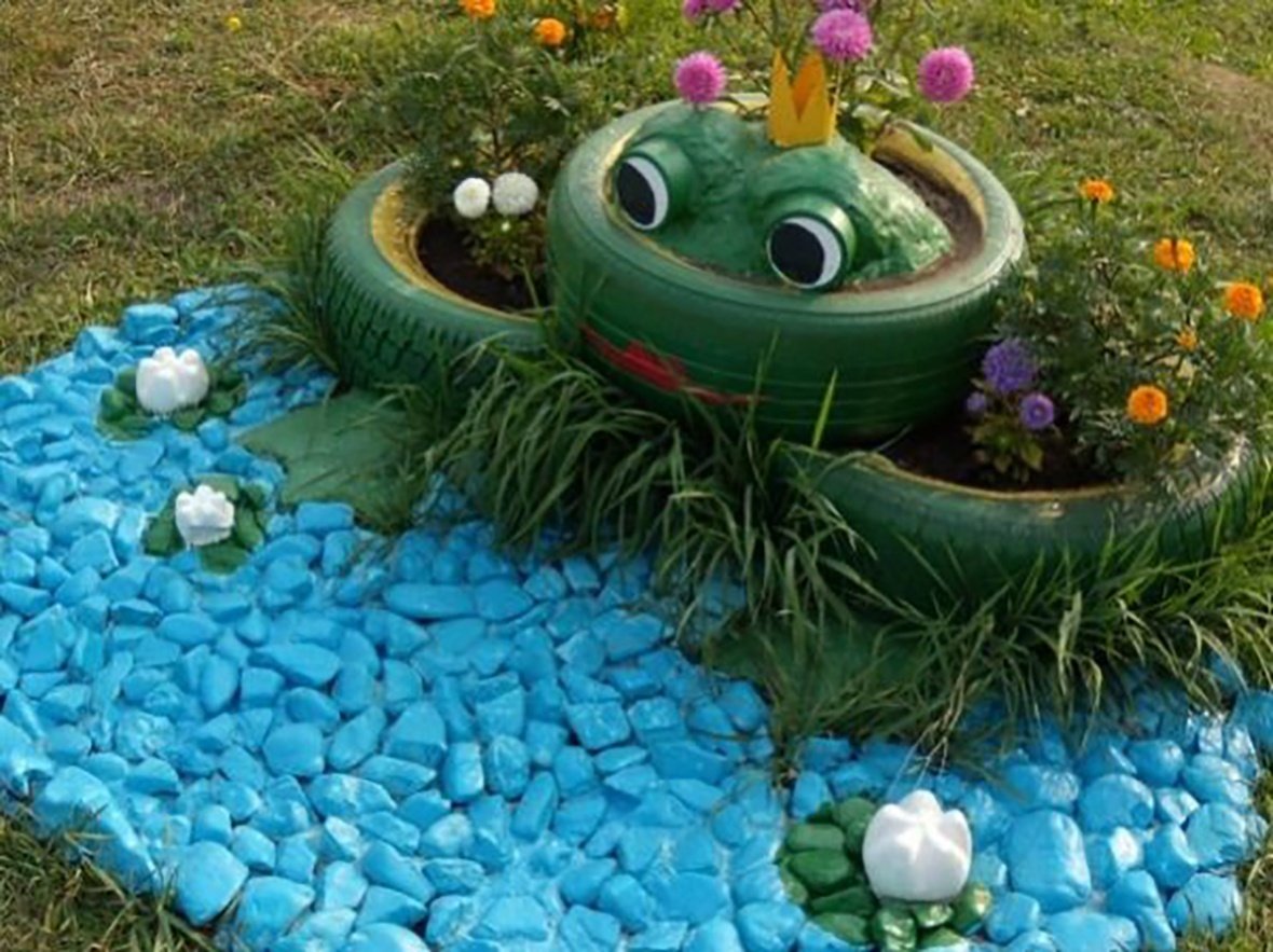 Клумбы из покрышек