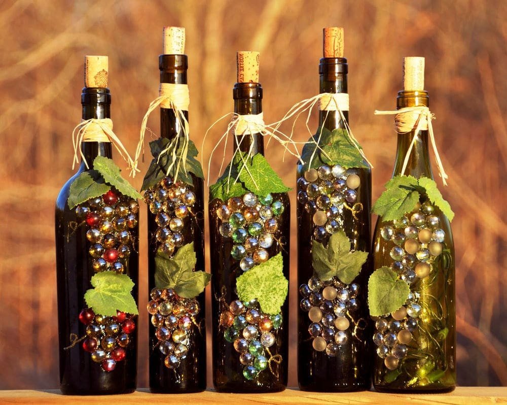 Поделки из винных бутылок