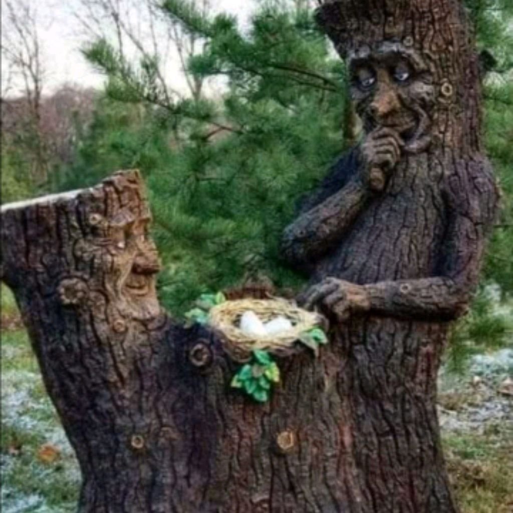 Деревянные фигуры для сада