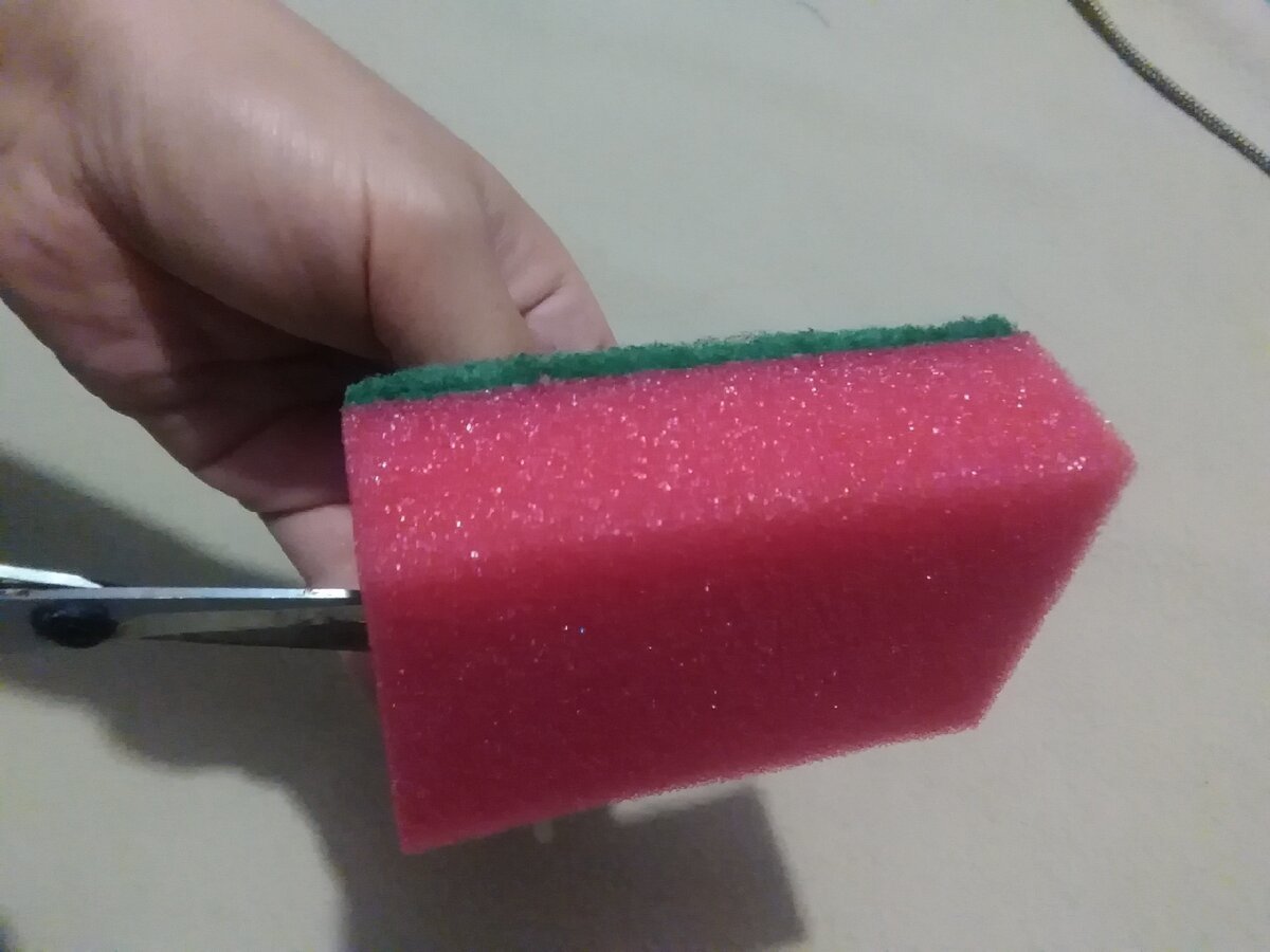 Сквиш из губки для мытья посуды