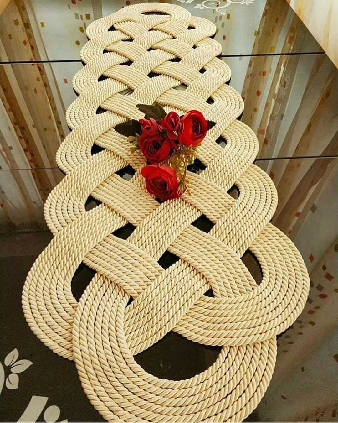 Изделия из шнура