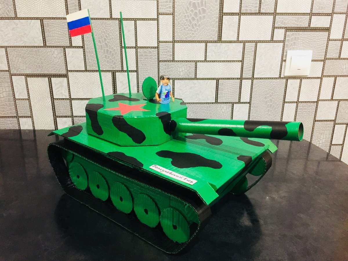 Поделка танк