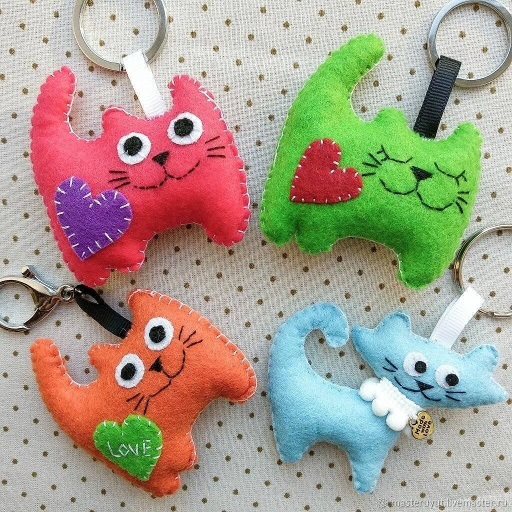 Маленькие игрушки из фетра