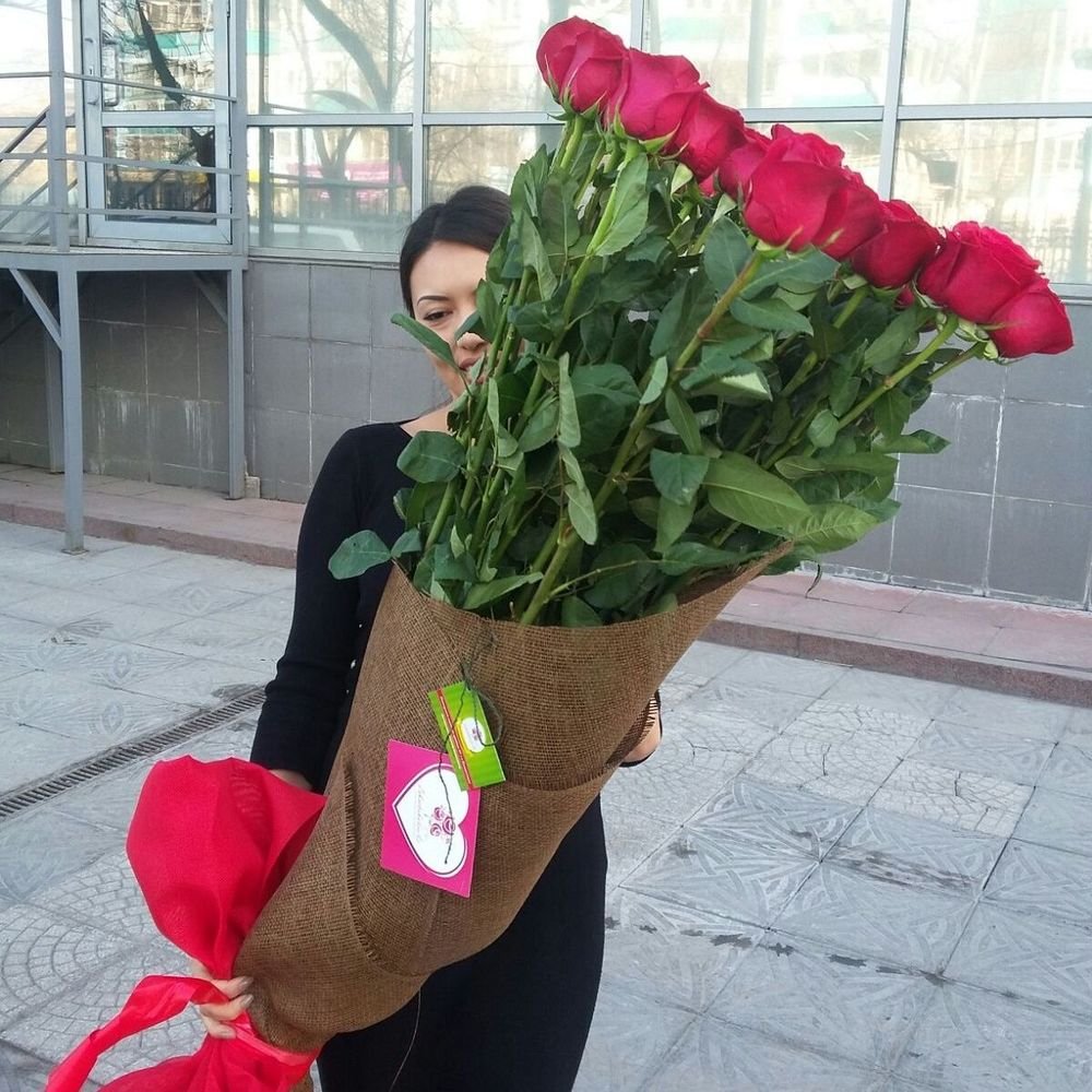 Метровые розы