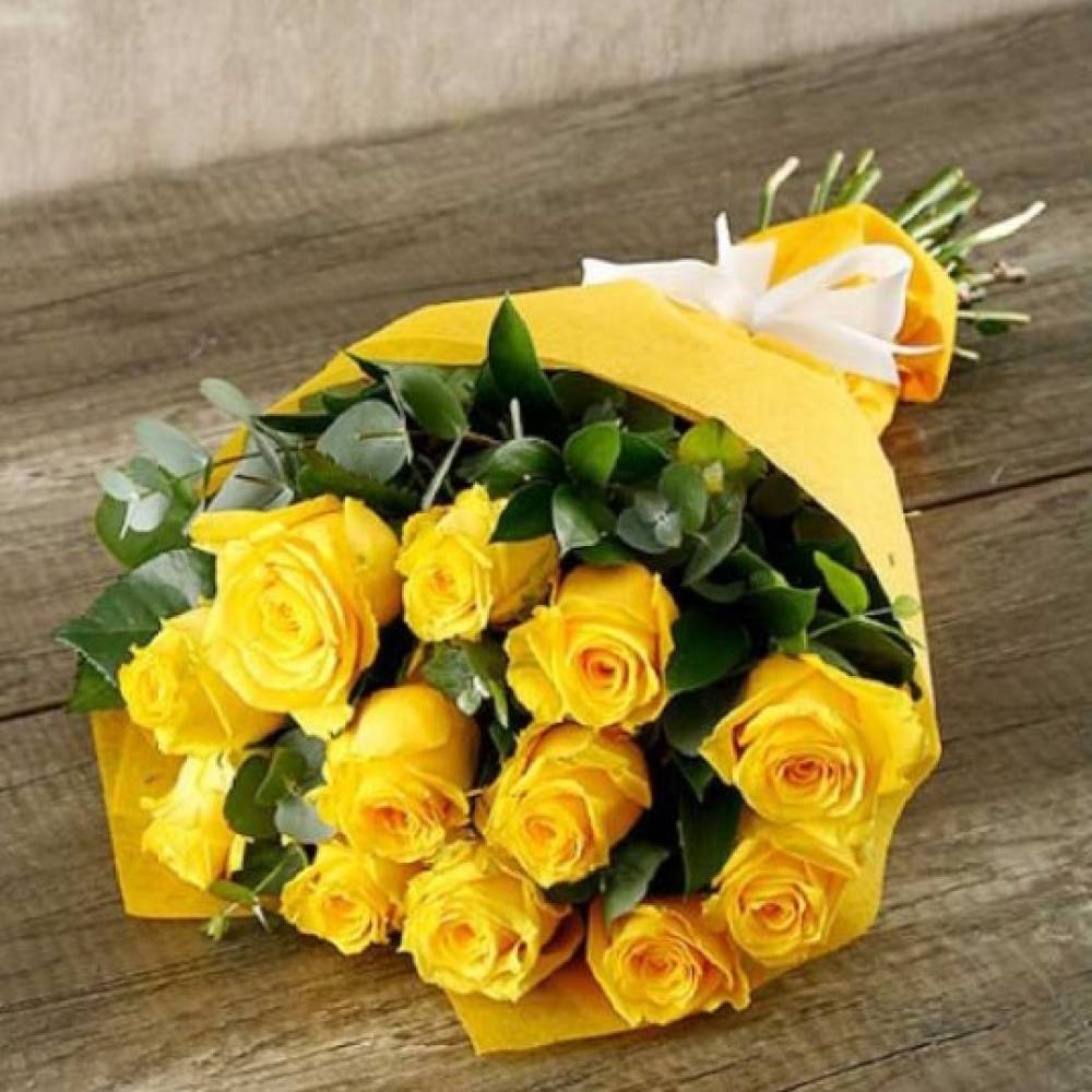 Жёлтые розы одноголовые 9