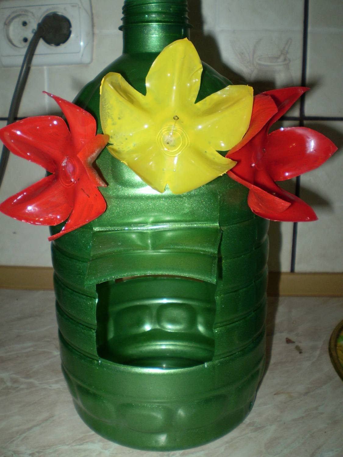 Поделки из пятилитровых канистр