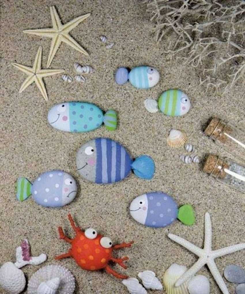 Поделки из морской гальки