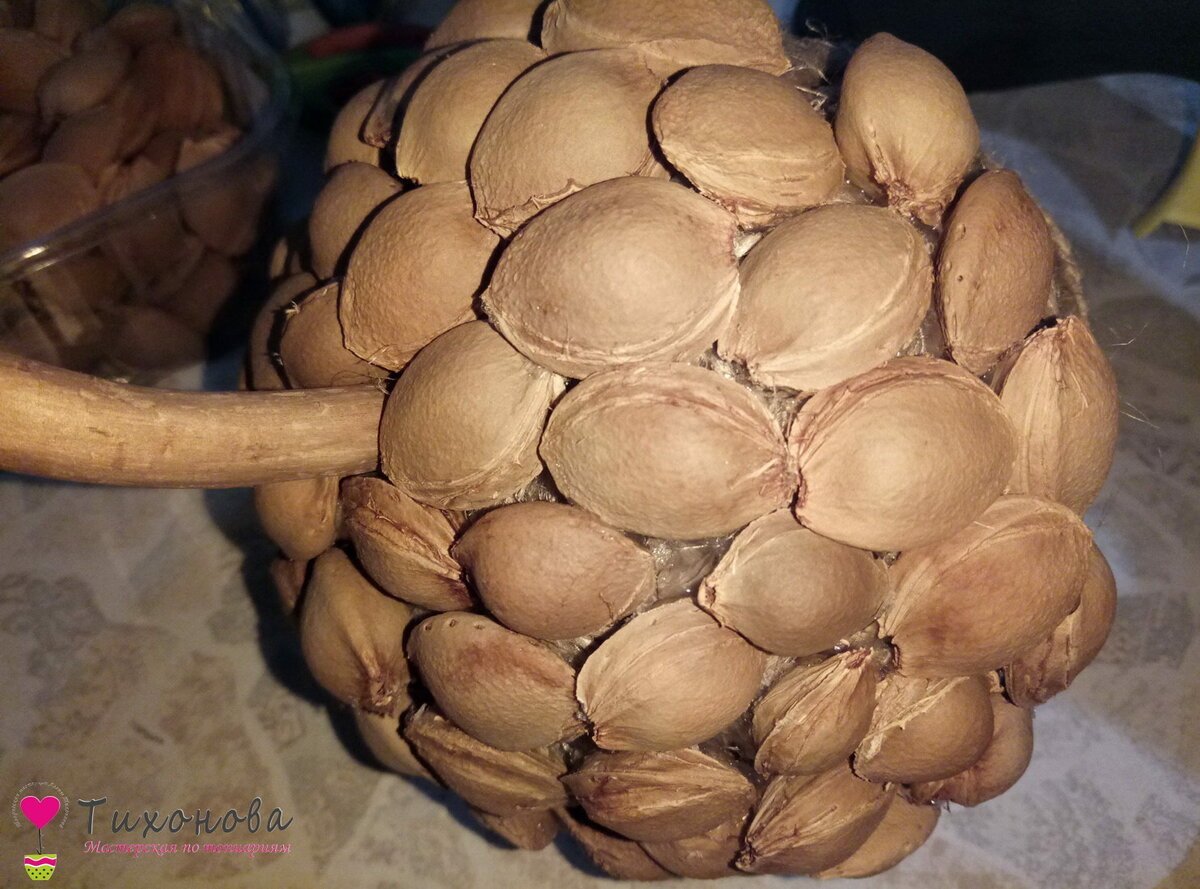 Поделки из абрикосовых косточек