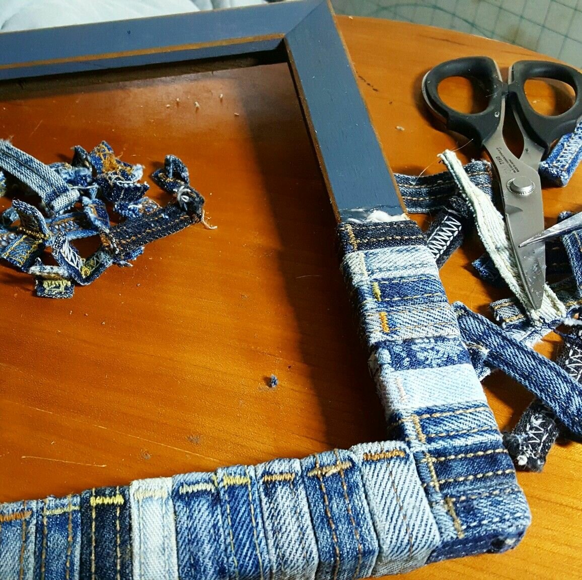 Из старых джинсов