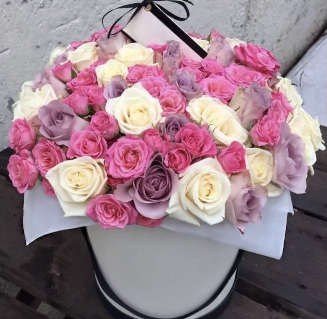 Большая коробка цветов