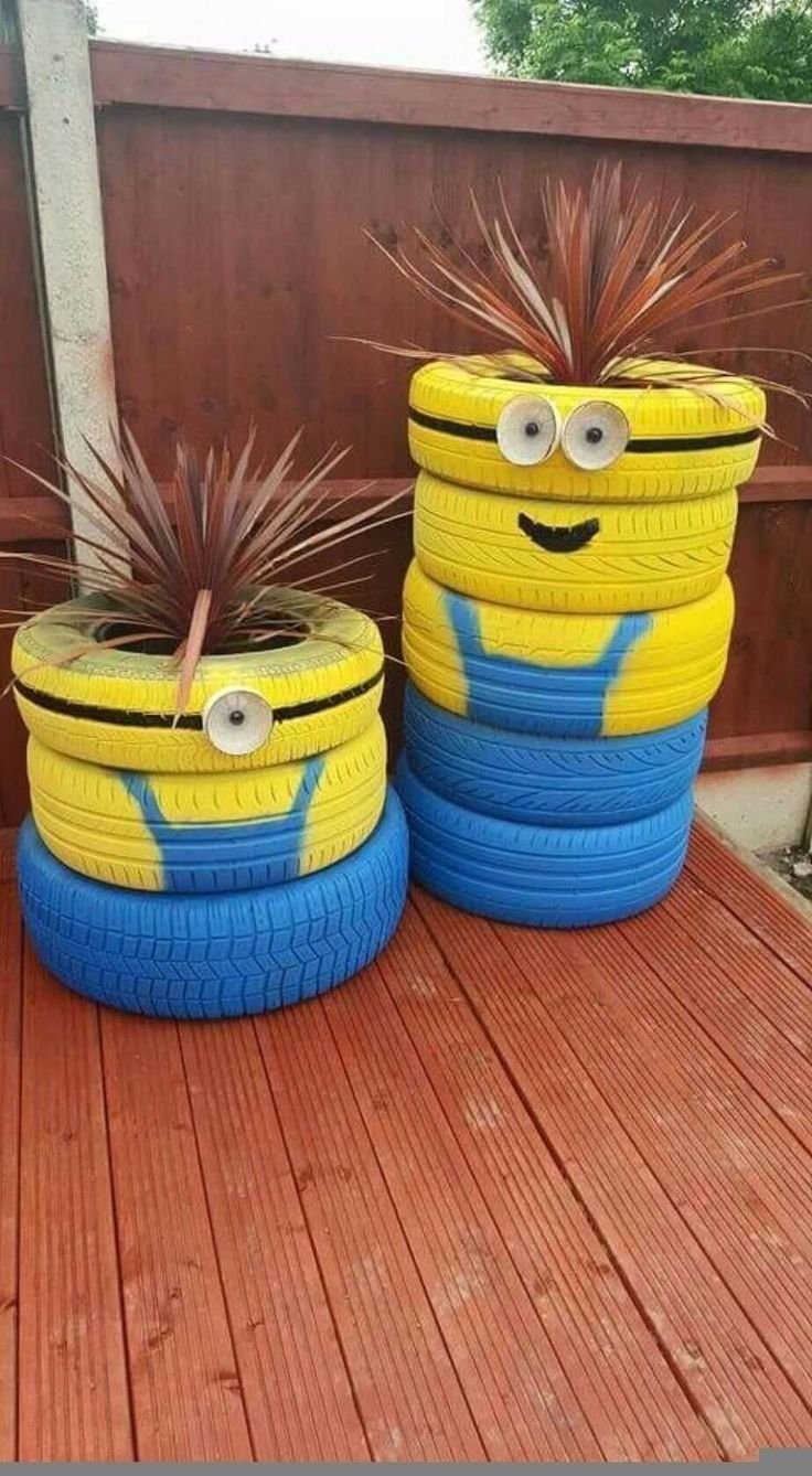 Украшения из шины для сада