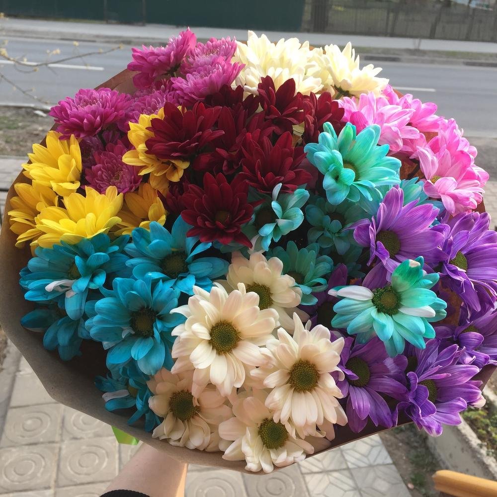 Яркие хризантемы букет