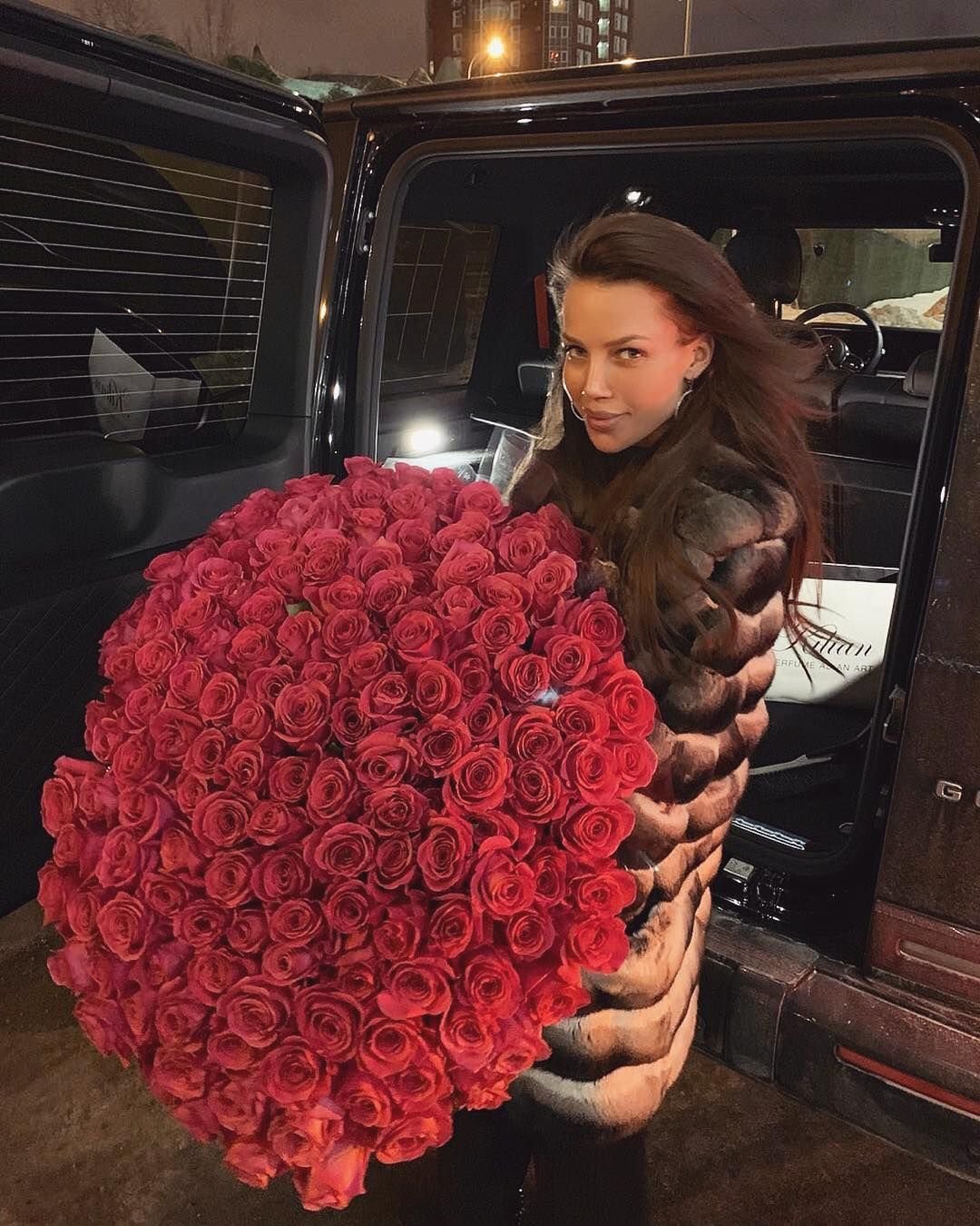 Инесса Шевчук с букетом