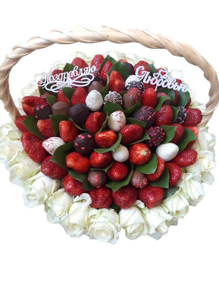 Фруктовая корзина с клубникой