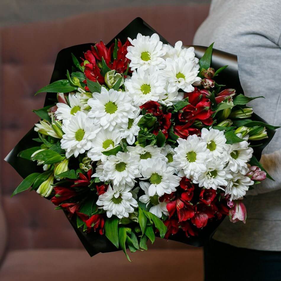 Альстромерия и Хризантема букет